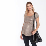 Polera Maternal Ruedo Curvo Dorado Manchas