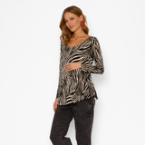 Polera Maternal Ruedo Curvo Manga Larga Cebra Beige