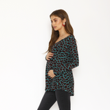 Polera Maternal Ruedo Curvo Manga Larga Leo Verde Agua/Rojo