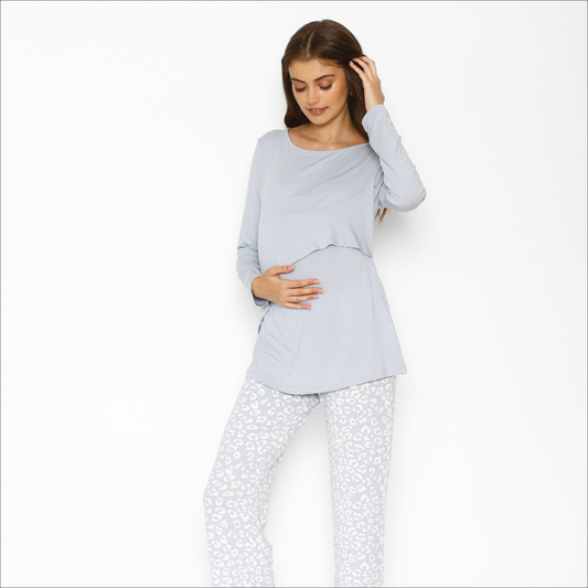 Pijama Maternal Paz Manga Larga Leopardo Celeste